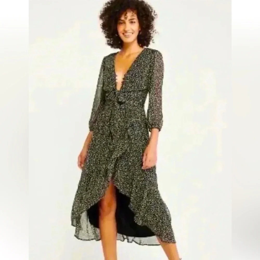 abercrombie and fitch black floral dress Abercrombie & Fitch Black Floral Ruched Mini Dress- Size XL (sold out online)